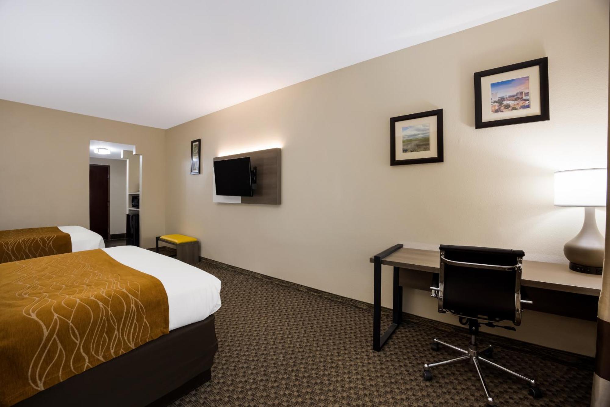 Comfort Inn & Suites Midway - Tallahassee West Esterno foto