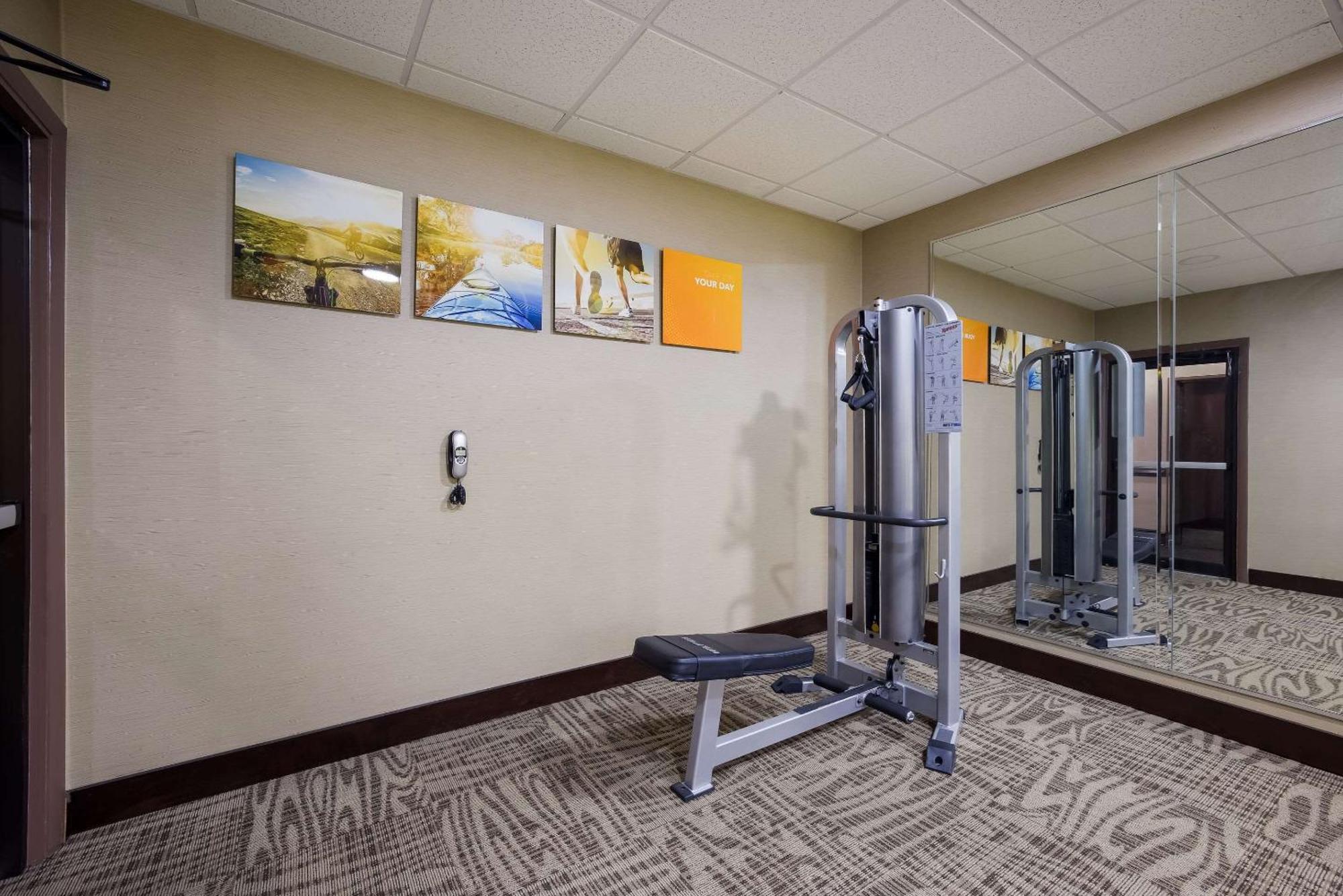 Comfort Inn & Suites Midway - Tallahassee West Esterno foto
