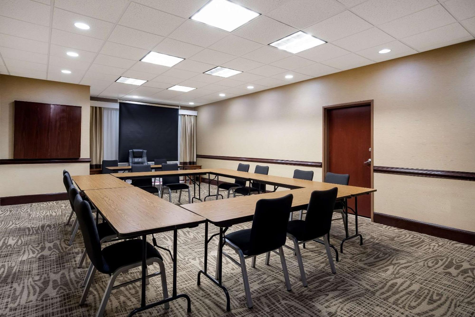 Comfort Inn & Suites Midway - Tallahassee West Esterno foto